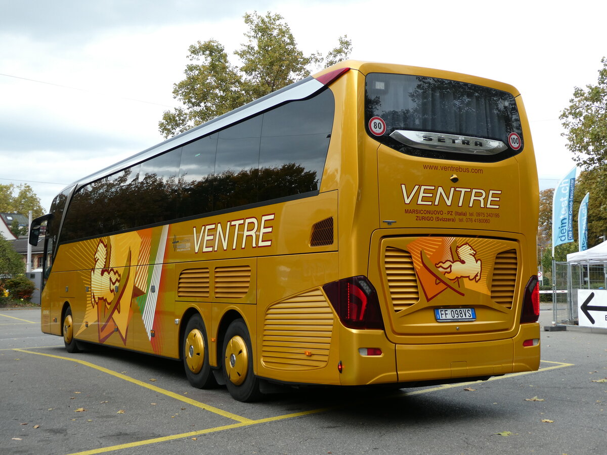 (229'548) - Aus Italien: Ventre, Marsiconuovo - FF-098 VS - Setra am 20. Oktober 2021 in Z�rich, Sihlquai