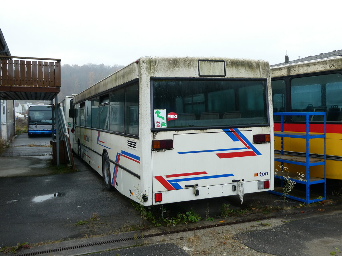 (230'742) - TPN Nyon (R�trobus) - Mercedes am 14. November 2021 in Faoug, Carrosserie Etter