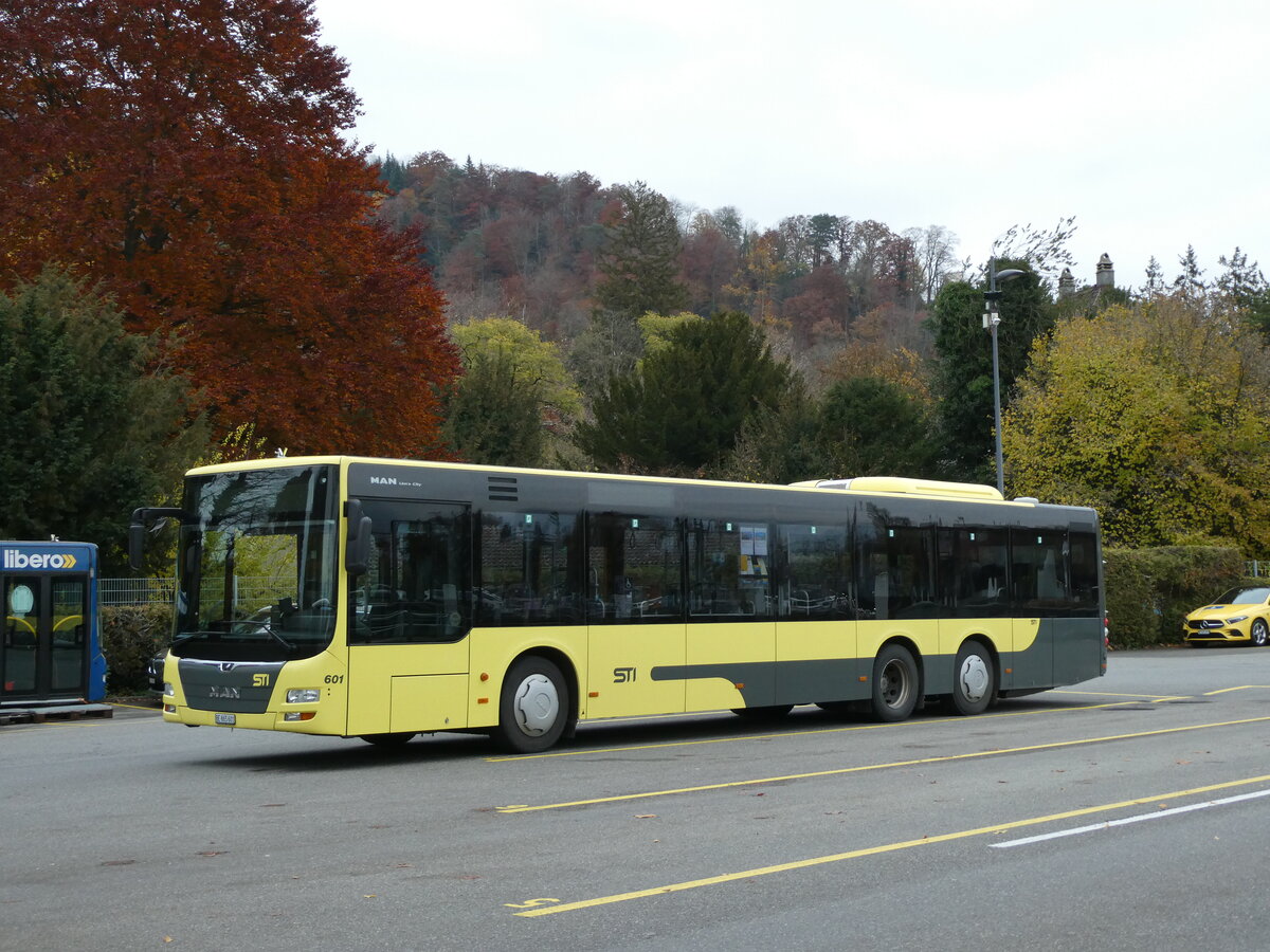 (230'773) - STI Thun - Nr. 601/BE 865'601 - MAN am 15. November 2021 bei der Schiffl�ndte Thun