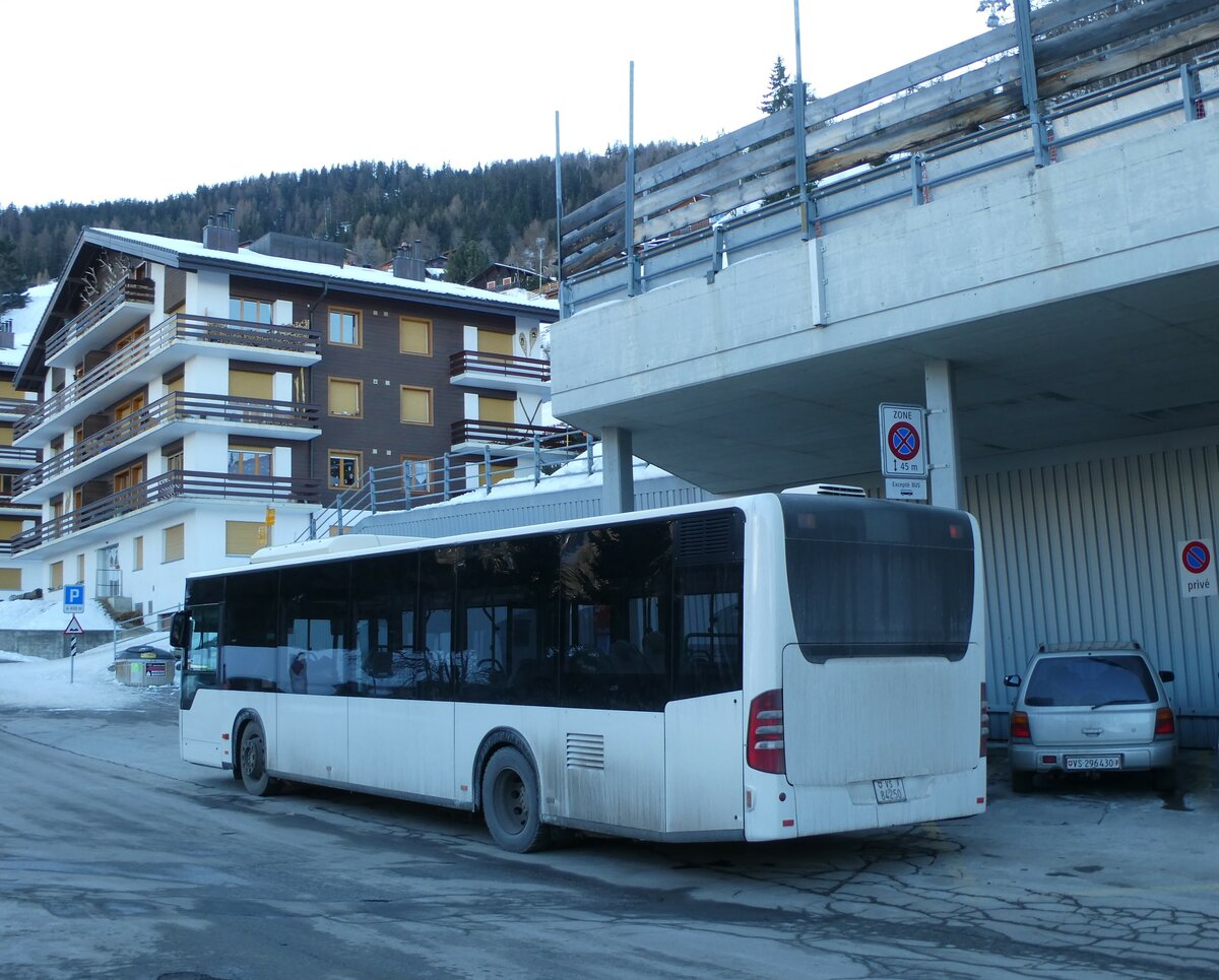 (232'134) - Buchard, Leytron - Nr. 70/VS 84'250 - Mercedes (ex MBC Morges Nr. 79) am 19. Januar 2022 in La Tzoumaz, T�l�cabine