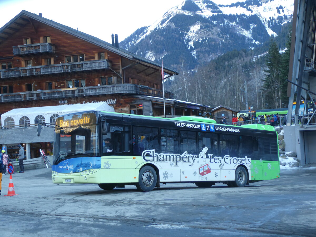 (232'446) - TPC Aigle - Nr. 450/VS 353'316 - Solaris (ex Nr. 17) am 29. Januar 2022 beim Bahnhof Champ�ry
