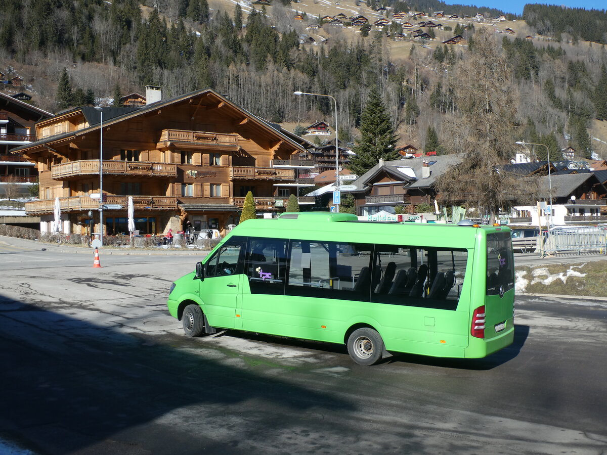 (232'468) - TPC Aigle - Nr. 453/VS 414'462 - Mercedes am 29. Januar 2022 beim Bahnhof Champ�ry