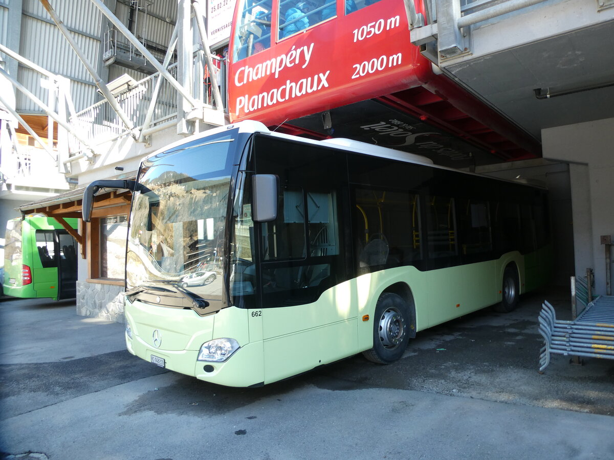 (233'200) - TPC Aigle - Nr. 662/VS 148'210 - Mercedes (ex Nr. CP27) am 26. Februar 2022 beim Bahnhof Champ�ry