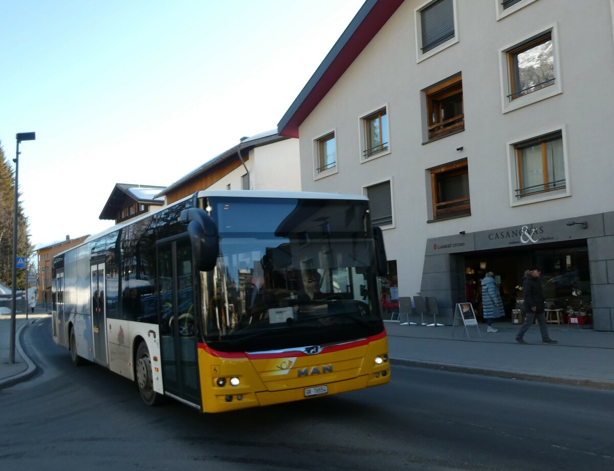 (233'624) - Bossi&Hemmi, Tiefencastel - GR 76'554 - MAN am 9. M�rz 2022 in Lenzerheide, Post