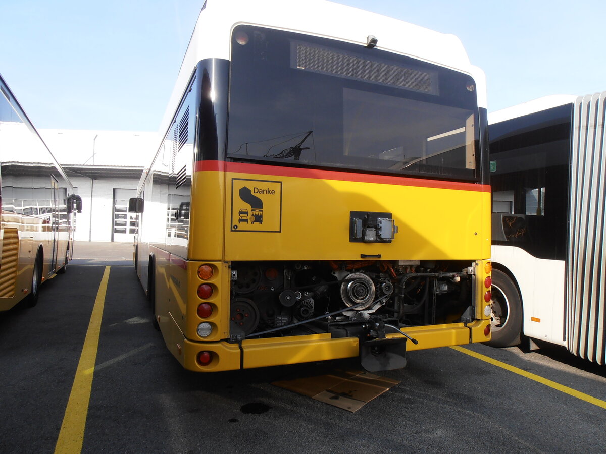 (233'867) - PostAuto Bern - Nr. 10/BE 673'731 - Hess (ex Klopfstein, Laupen Nr. 10) am 12. M�rz 2022 in Kerzers, Interbus