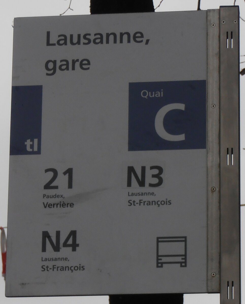 (233'961) - tl-Haltestellenschild - Lausanne, gare - am 13. M�rz 2022
