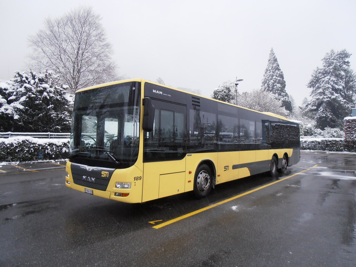 (234'159) - STI Thun - Nr. 189/BE 804'189 - MAN am 2. April 2022 bei der Schiffl�ndte Thun