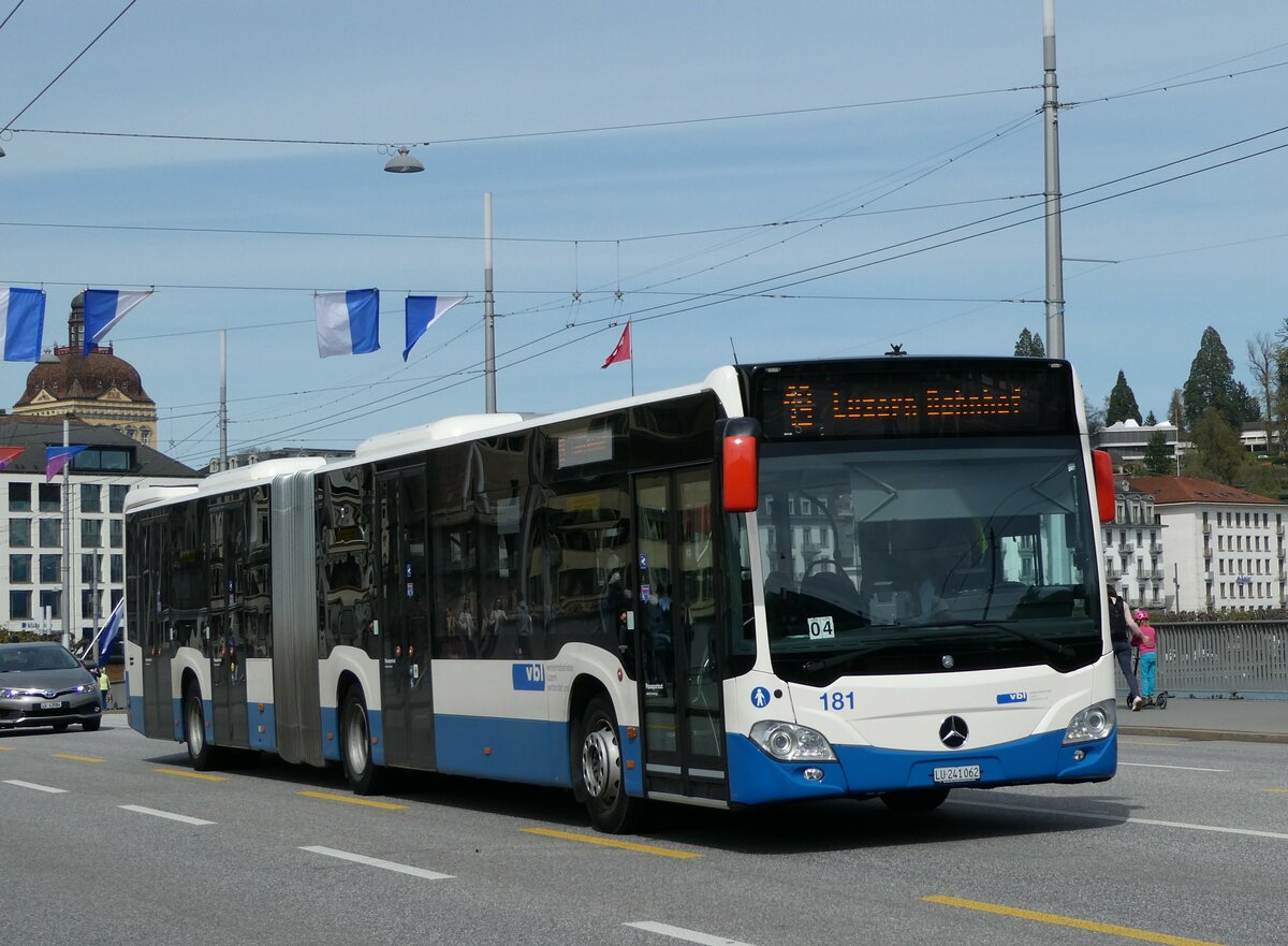 (234'447) - VBL Luzern - Nr. 181/LU 241'062 - Mercedes am 11. April 2022 in Luzern, Bahnhofbr�cke