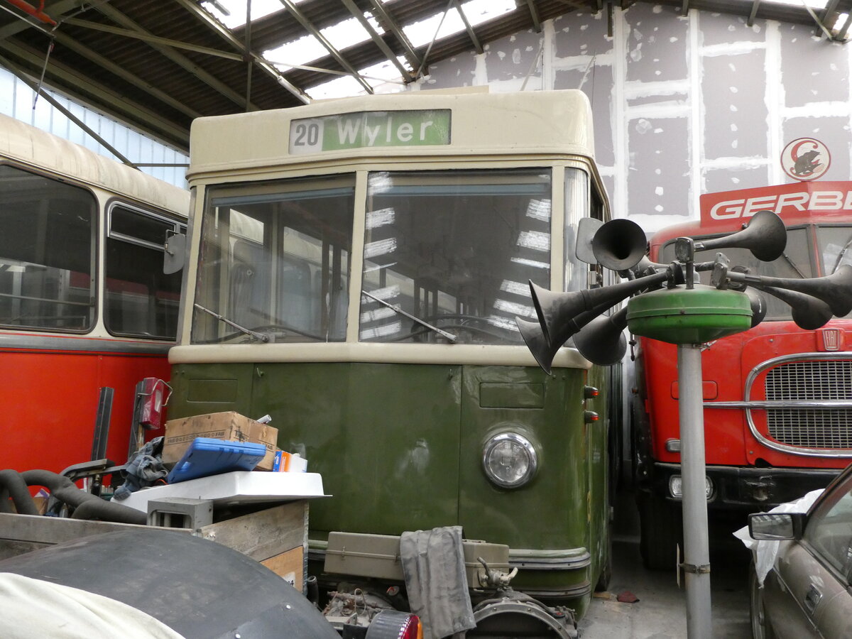 (235'623) - SVB Bern (Bernmobil historique) - Nr. 13 - FBW/Gangloff Trolleybus (ex TN Neuch�tel Nr. 107; ex TN Neuch�trel Nr. 7; ex SVB Bern Nr. 13) am 15. Mai 2022 in Oberburg, Ziegelgut