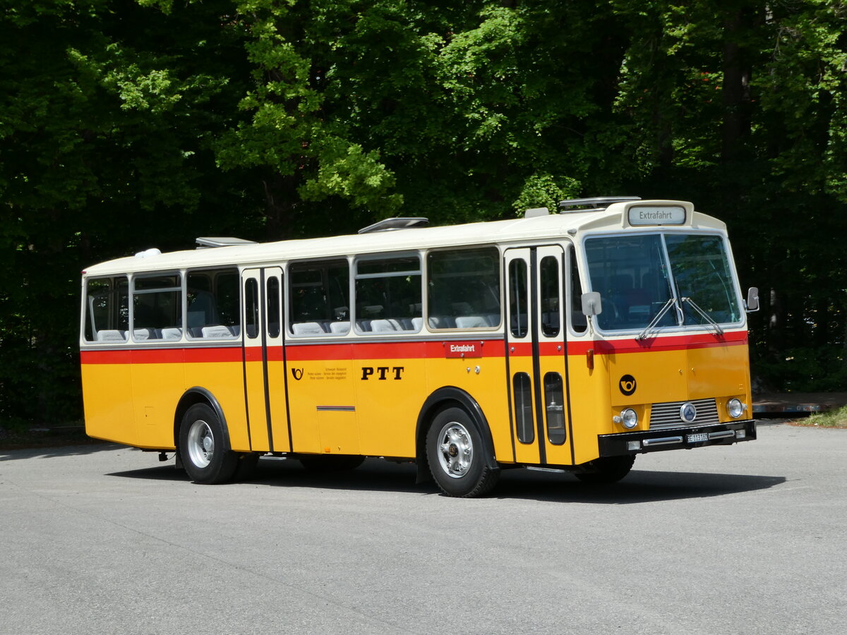 (235'650) - Gast, Reutigen - BE 113'160 - Saurer/T�scher (ex HPTrans, Thusis; ex Mauerhofer, Worb; ex Erni, Schupfart Nr. 3; ex P 24'636) am 15. Mai 2022 in Burgdorf, �kihof Ziegelgut