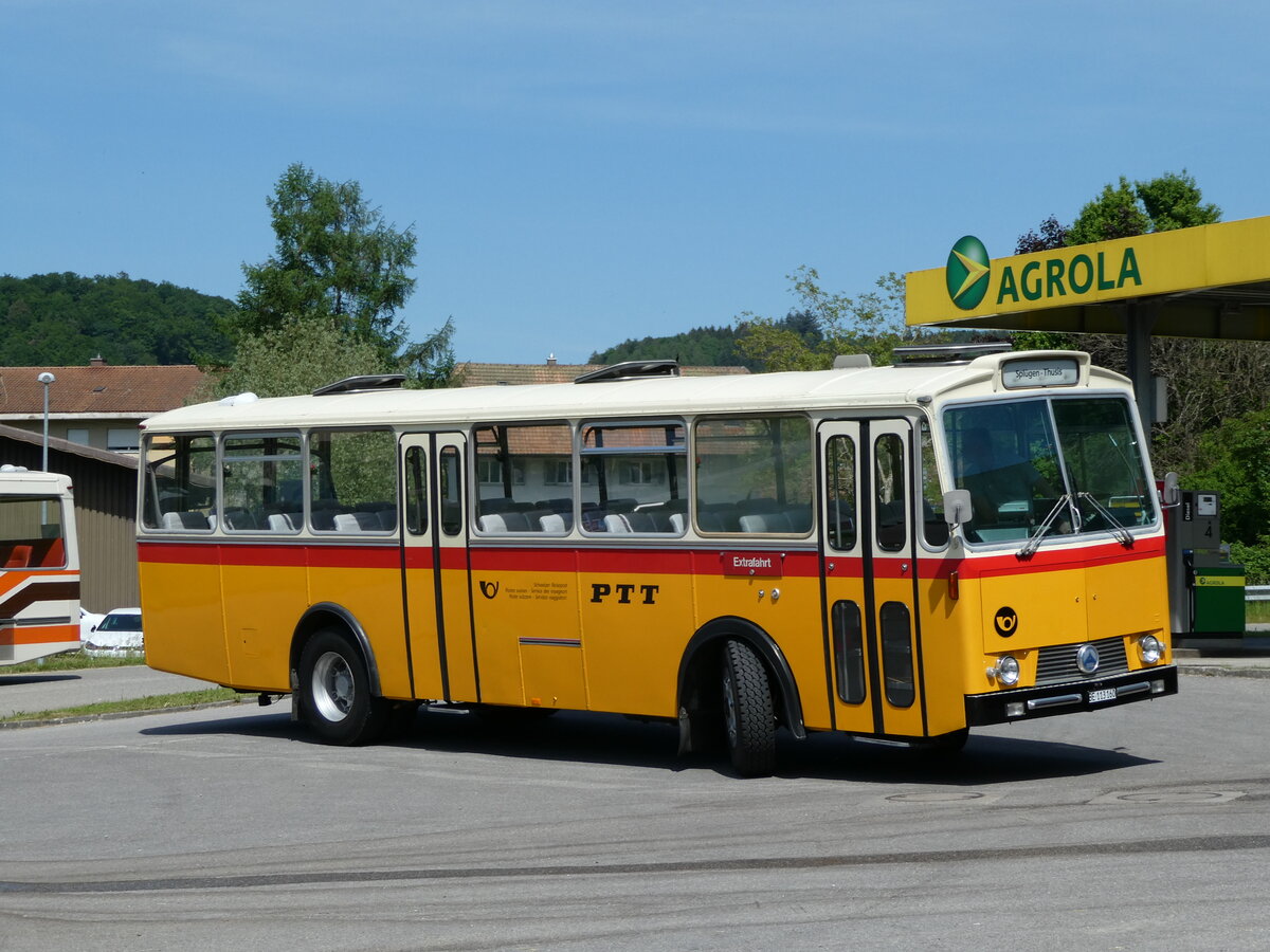 (235'705) - Gast, Reutigen - BE 113'160 - Saurer/T�scher (ex HPTrans, Thusis; ex Mauerhofer, Worb; ex Erni, Schupfart Nr. 3; ex P 24'636) am 15. Mai 2022 in Wynigen, Landi
