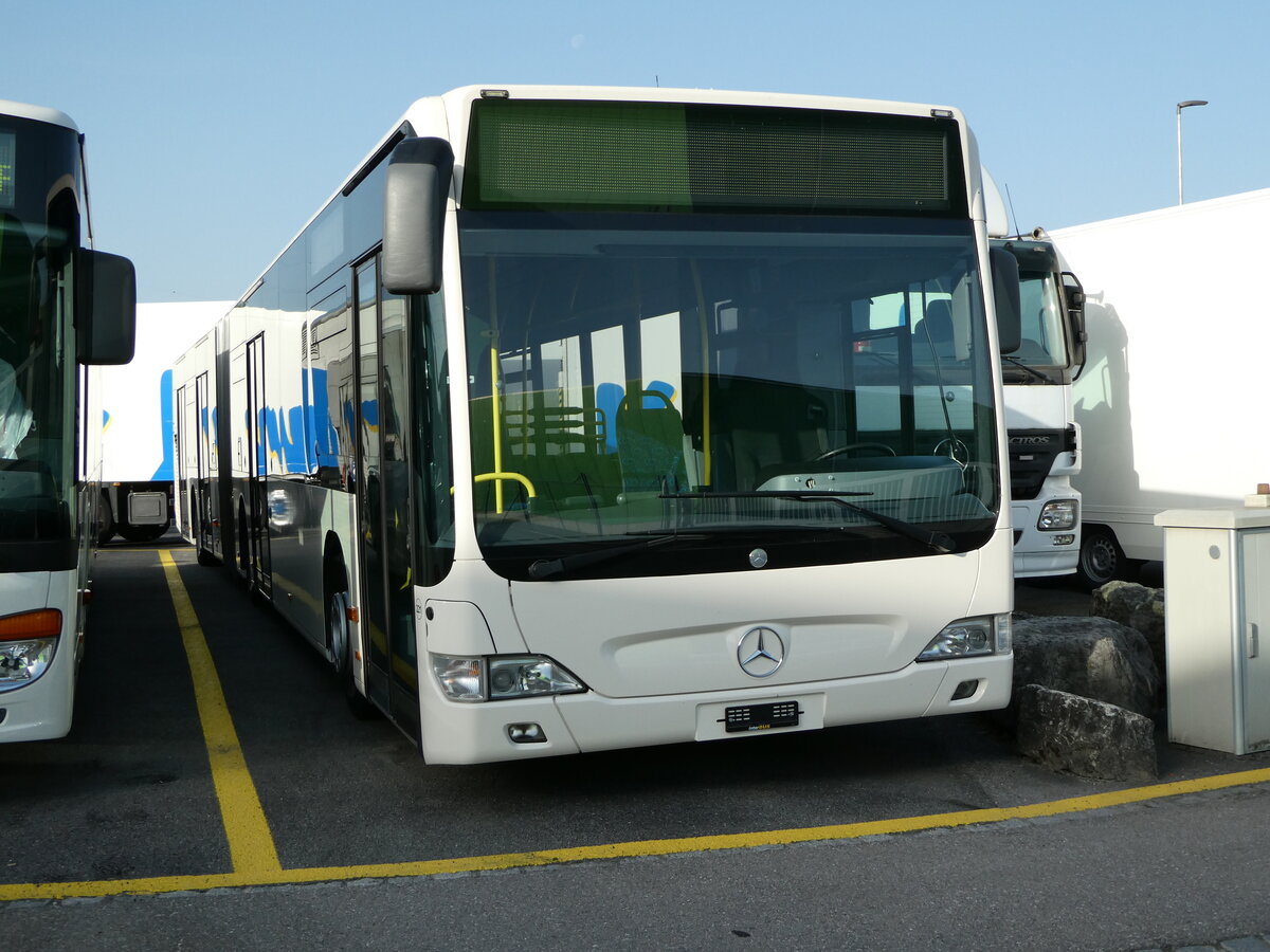 (237'208) - Interbus, Yverdon - Nr. 221 - Mercedes (ex VL Luzern Nr. 158) am 18. Juni 2022 in Kerzers, Interbus