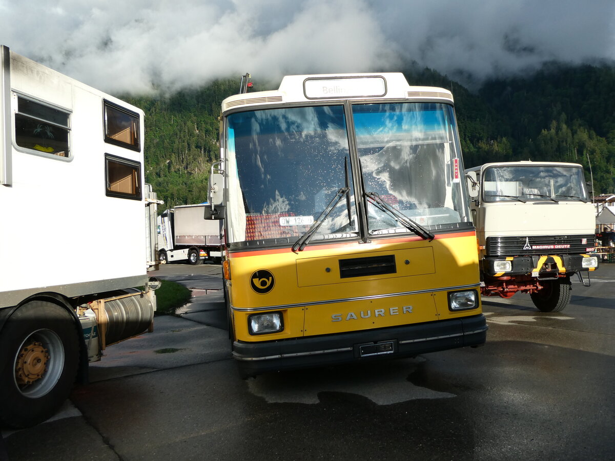 (237'455) - Zimmermann, Kerns - OW 126 U - Saurer/R&J (ex Br�ndli, Z�rich; ex Hofmann, Z�rich; ex Pacciarelli, Grono; ex P 25'661) am 24. Juni 2022 in Interlaken, Flugplatz