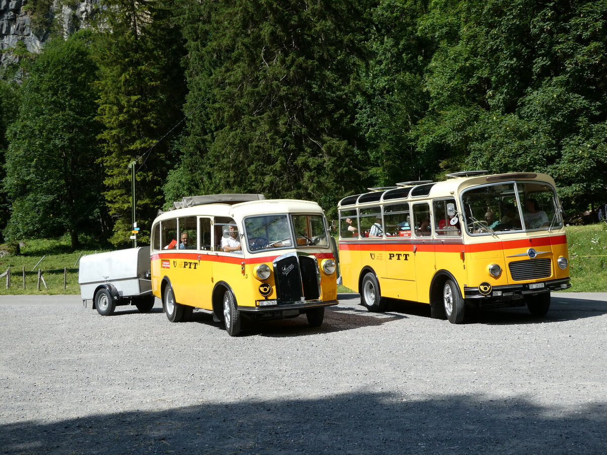 (237'711) - Schmid, Th�rishaus - Nr. 3/BE 26'760 - Saurer/Gangloff (ex Geiger, Adelboden Nr. 3) + Nr. 9/BE 26'105 - Saurer/R&J (ex Geiger, Adelboden Nr. 9) am 26. Juni 2022 in Kiental, Tschingel