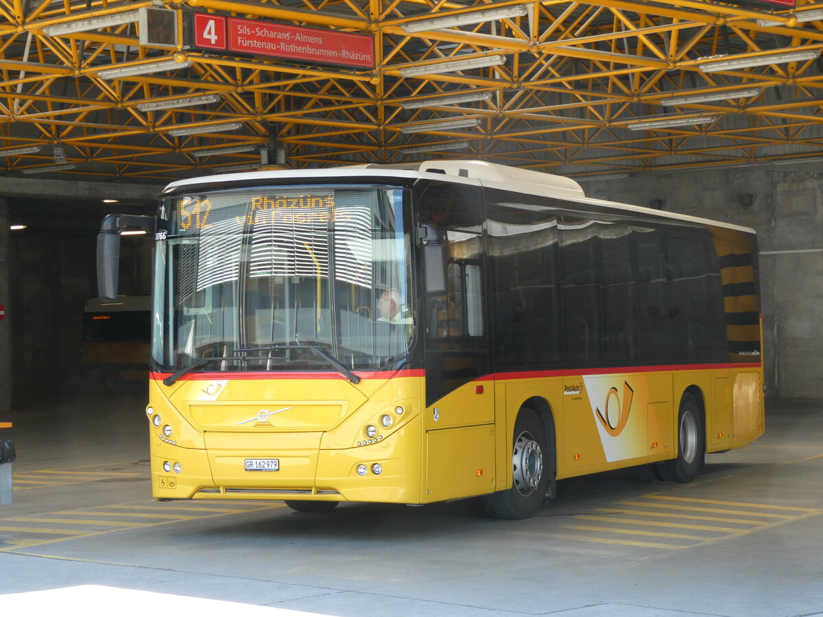 (237'791) - PostAuto Graub�nden - GR 162'979 - Volvo am 2. Juli 2022 in Thusis, Postautostation
