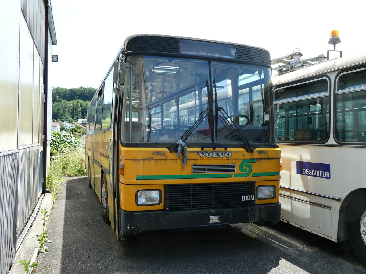 (237'884) - Baumann, M�nnedorf (R�trobus) - (ZH 101'243) - Volvo/Hess (ex P�ntener, Dussnang; ex BOS Wil Nr. 6; ex Bus-Halter, Wil Nr. 6) am 3. Juli 2022 in Faoug, Carrosserie Egger
