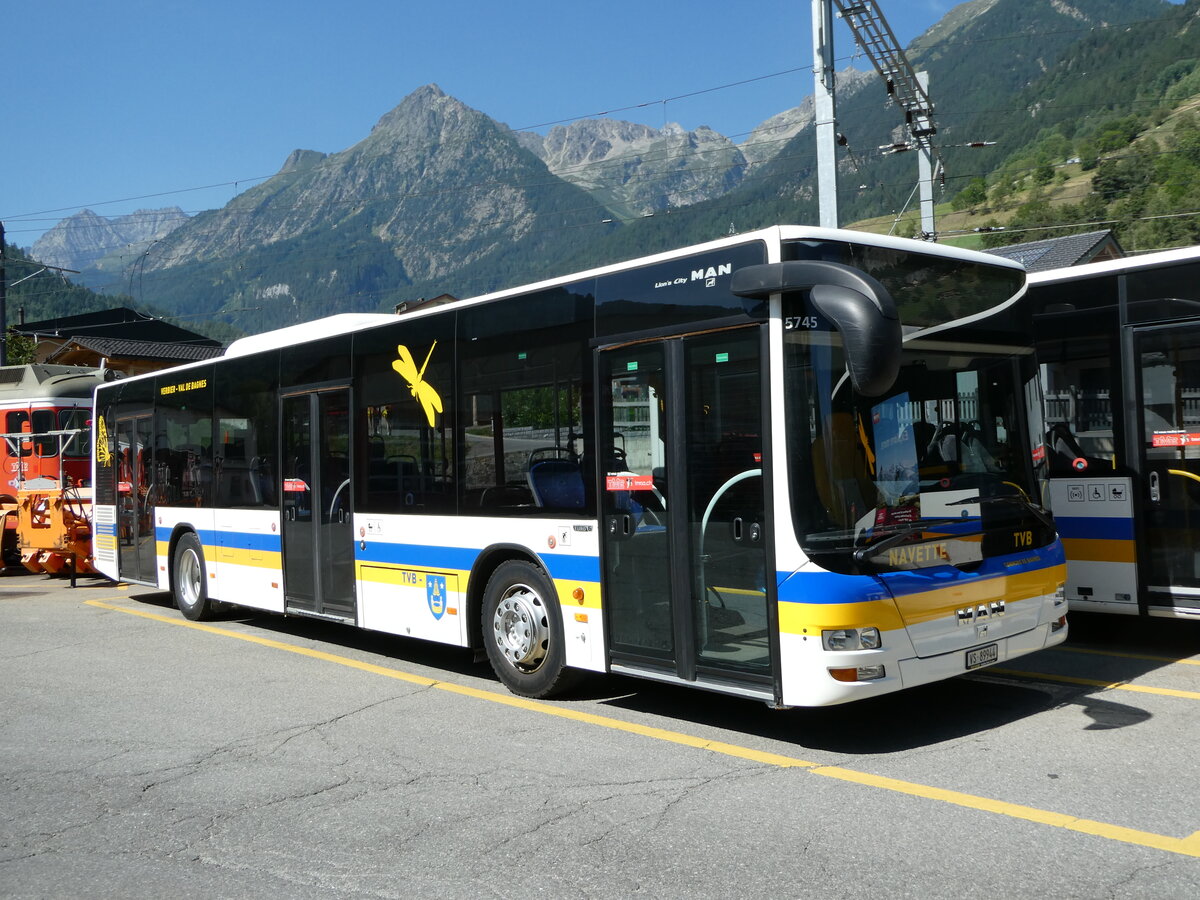 (238'094) - TMR Martigny - Nr. 103/VS 89'944 - MAN am 16. Juli 2022 in Orsi�res, Garage
