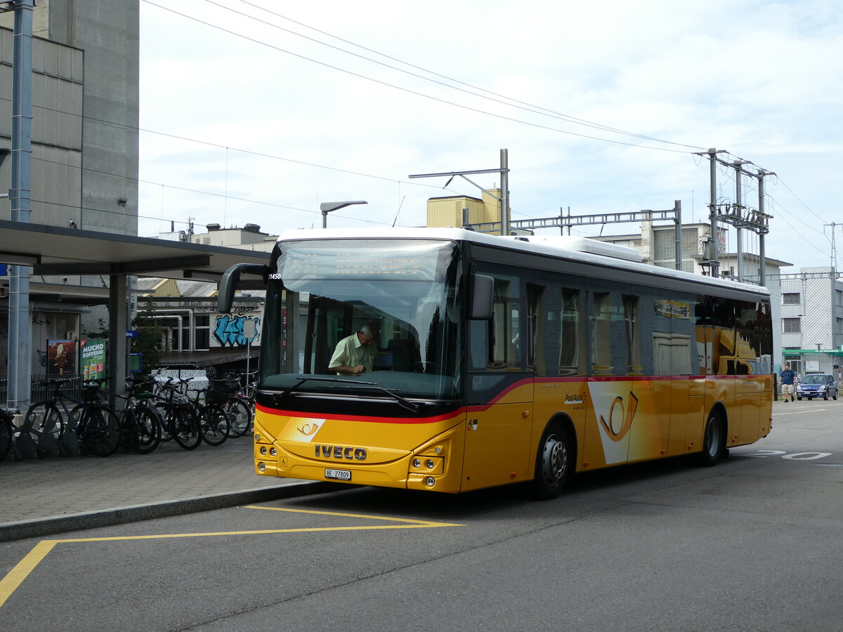 (238'505) - Engeloch, Riggisberg - Nr. 11/BE 27'809 - Iveco am 28. Juli 2022 beim Bahnhof K�niz