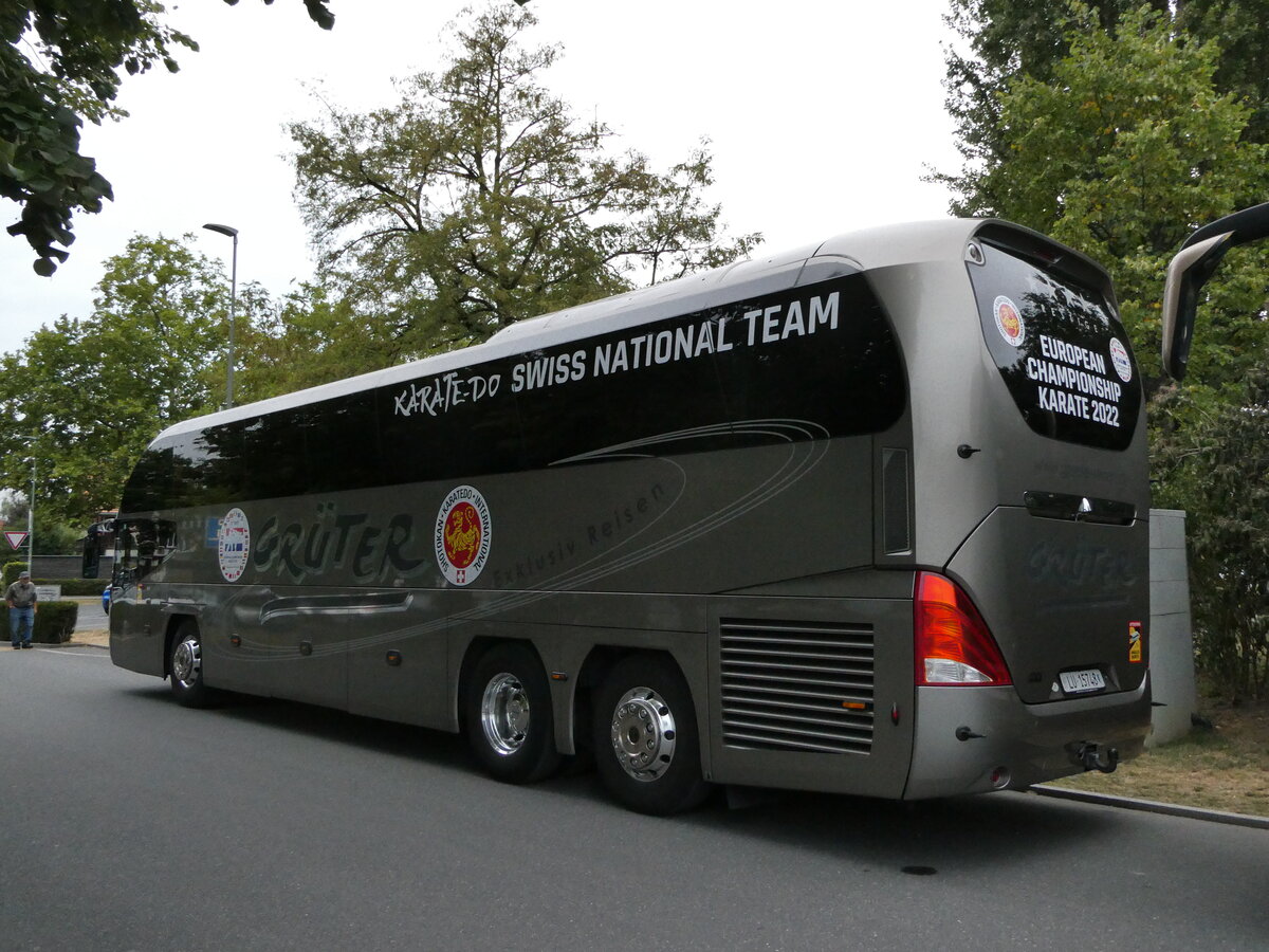 (238'846) - Gr�ter, Hochdorf - Nr. 8/LU 15'748 - Neoplan am 6. August 2022 in Thun, Strandbad
