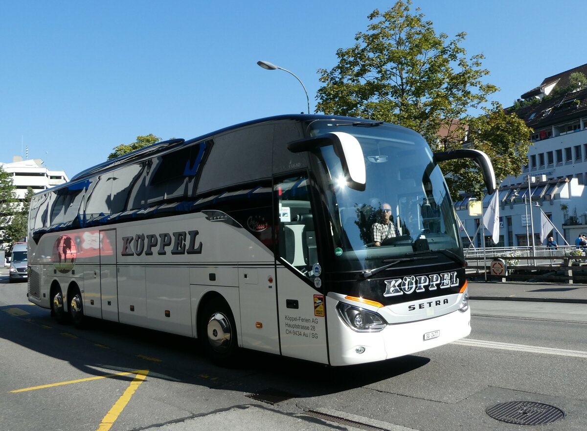 (238'981) - K�ppel, Au - SG 2477 - Setra am 12. August 2022 in Thun, Postbr�cke