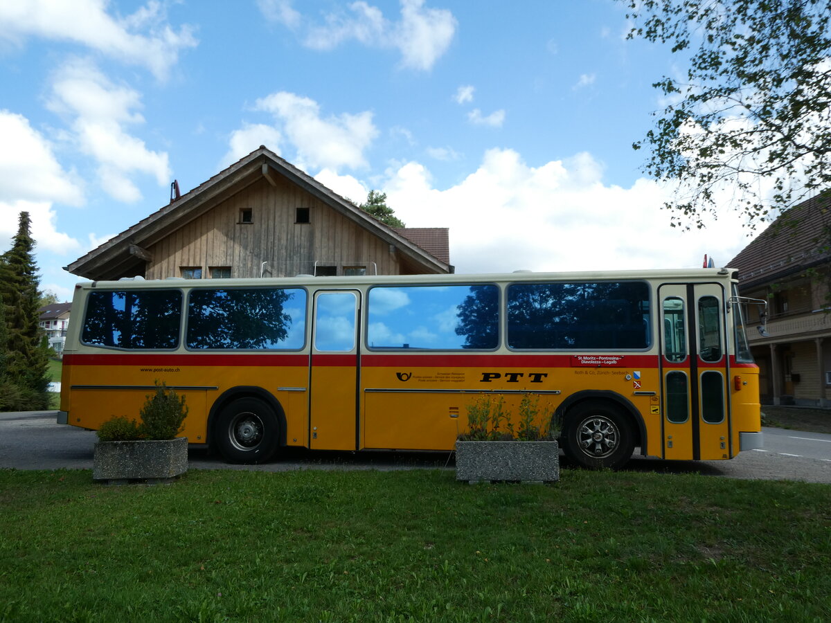 (239'882) - Roth, Z�rich - SH 36'376 - Saurer/T�scher (ex Looser, Elm; ex Mattli, Wassen) am 28. August 2022 in Schwarzenegg, Restaurant Kreuz