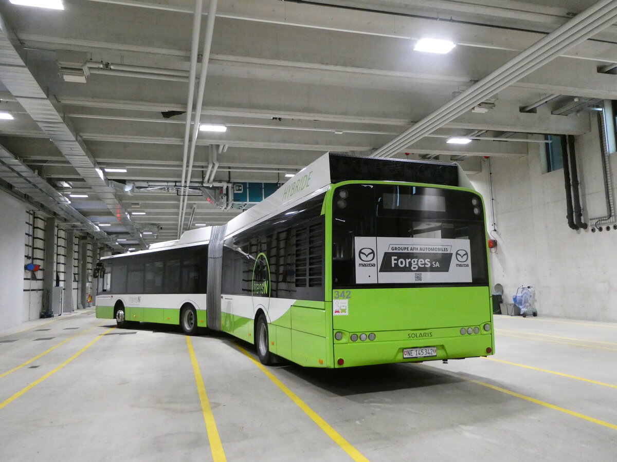 (240'383) - transN, La Chaux-de-Fonds - Nr. 342/NE 145'342 - Solaris am 1. Oktober 2022 in La Chaux-de-Fonds, D�p�t