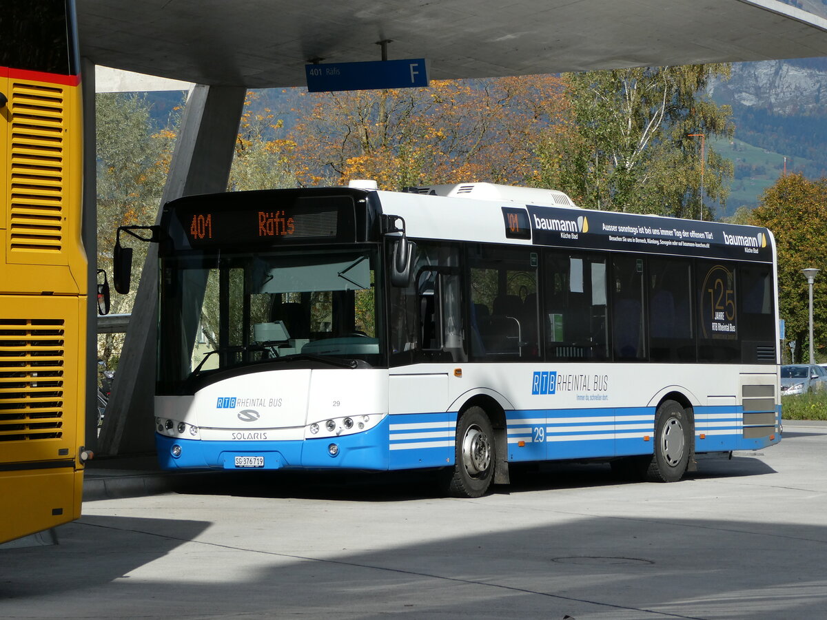 (240'918) - RTB Altst�tten - Nr. 29/SG 376'719 - Solaris am 11. Oktober 2022 beim Bahnhof Buchs