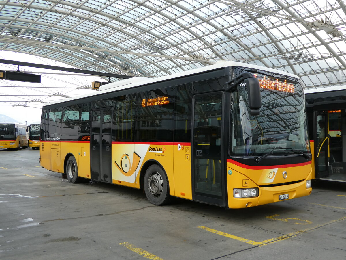 (241'281) - PostAuto Graub�nden - GR 168'874 - Irisbus am 14. Oktober 2022 in Chur, Postautostation