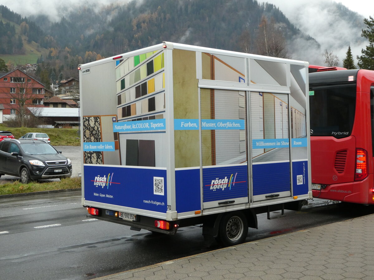 (243'339) - AFA Adelboden - Nr. 70/BE 592'352 - Niederhauser Gep�ckanh�nger am 30. November 2022 beim Bahnhof Frutigen