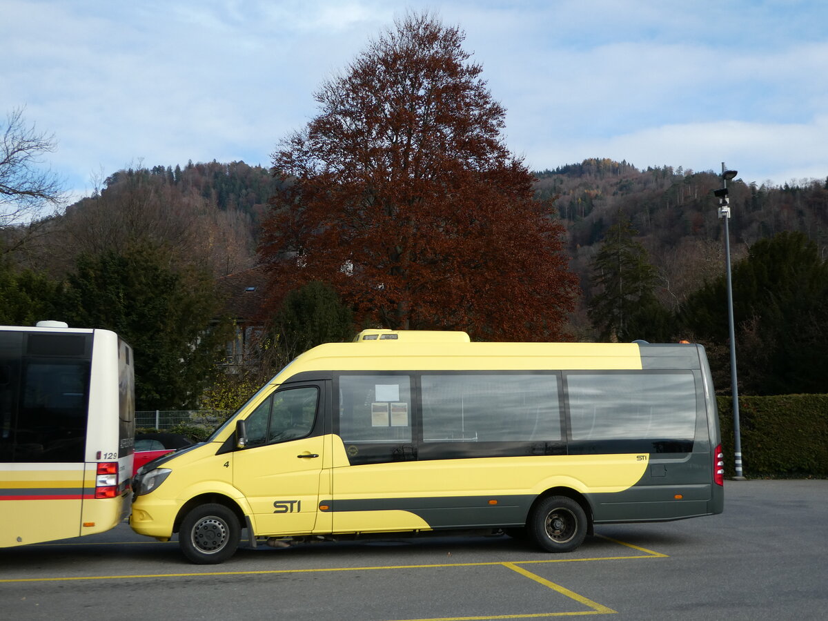(243'354) - STI Thun - Nr. 4/BE 841'004 - Mercedes am 2. Dezember 2022 bei der Schiffl�ndte Thun