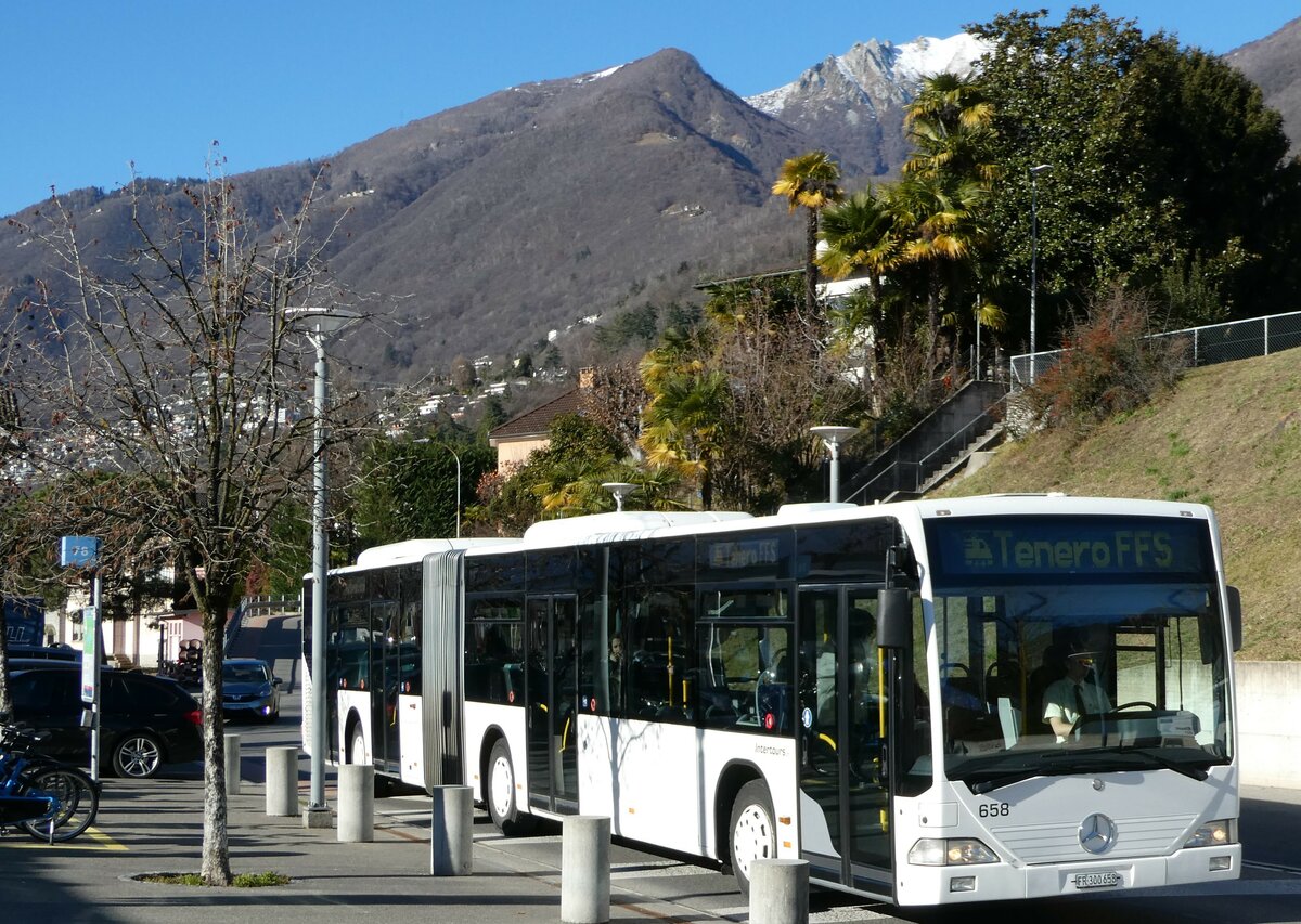(244'903) - Intertours, Domdidier - Nr. 658/FR 300'658 - Mercedes (ex Nr. 206; ex VZO Gr�ningen Nr. 51) am 10. Januar 2023 beim Bahnhof Tenero