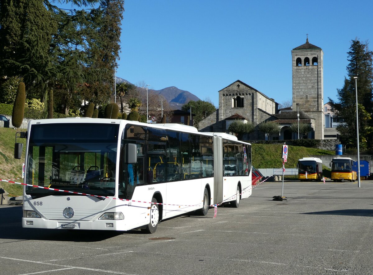 (244'930) - Intertours, Domdidier - Nr. 658/FR 300'658 - Mercedes (ex Nr. 206; ex VZO Gr�ningen Nr. 51) am 10. Januar 2023 beim Bahnhof Locarno