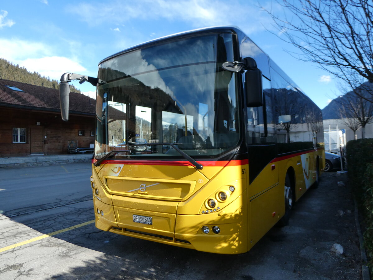 (245'135) - PostAuto Graub�nden - Nr. 51/GR 150'540/PID 11'070 - Volvo (ex Buchli, Versam) am 18. Januar 2023 beim Bahnhof Ilanz