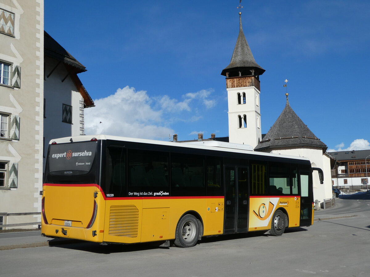 (245'151) - PostAuto Graub�nden - Nr. 16/GR 80'806/PID 10'239 - Iveco (ex Fontana, Ilanz Nr. 16; ex Fontana, Ilanz Nr. 2) am 18. Januar 2023 in Vella, Post