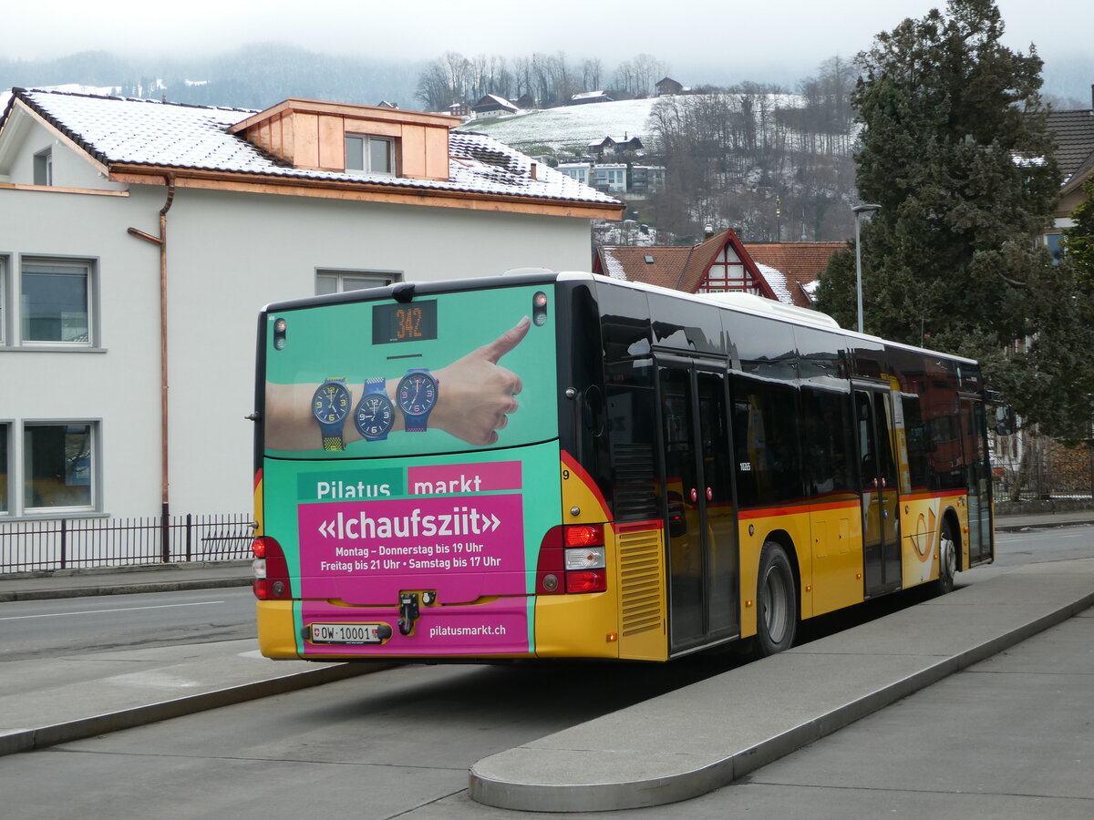 (245'337) - PostAuto Zentralschweiz - Nr. 9/OW 10'001/PID 10'265 - MAN (ex Dillier, Sarnen Nr. 9) am 25. Januar 2023 beim Bahnhof Sarnen