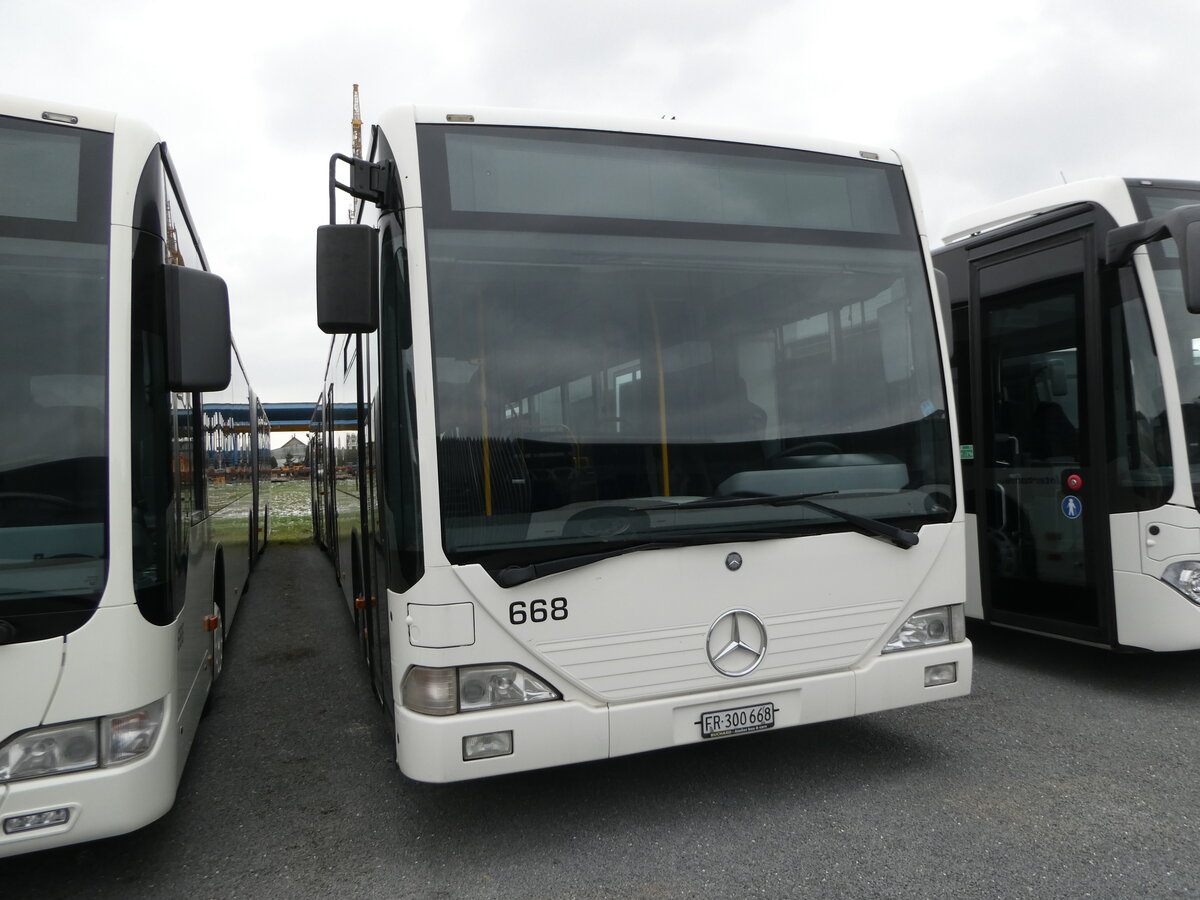 (245'510) - Intertours, Domdidier - Nr. 668/FR 300'668 - Mercedes (ex Nr. 203; ex VZO Gr�ningen Nr. 53) am 28. Januar 2023 in Domdidier, Garage
