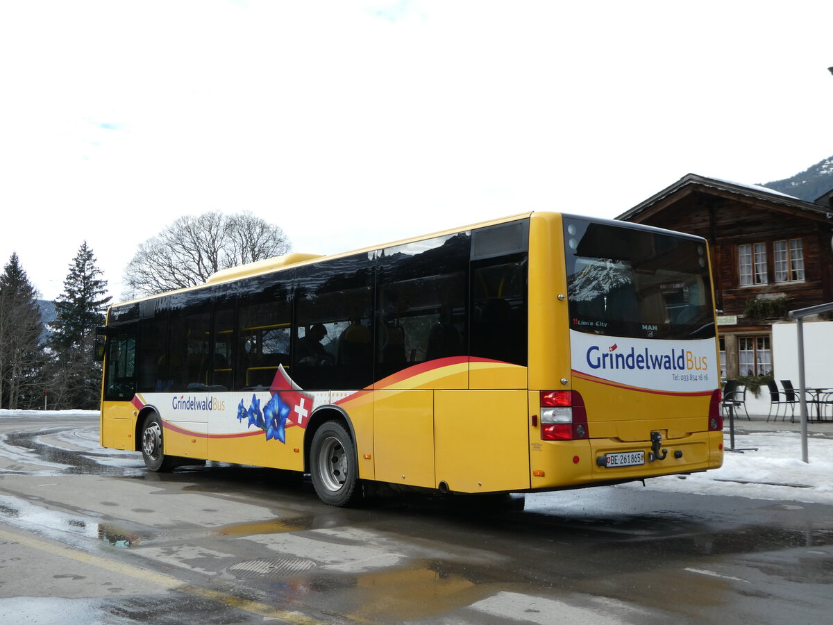 (246'255) - Grindelwaldbus, Grindelwald - Nr. 11/BE 261'865 - MAN/G�ppel am 17. Februar 2023 in Grindelwald, Oberer Gletscher