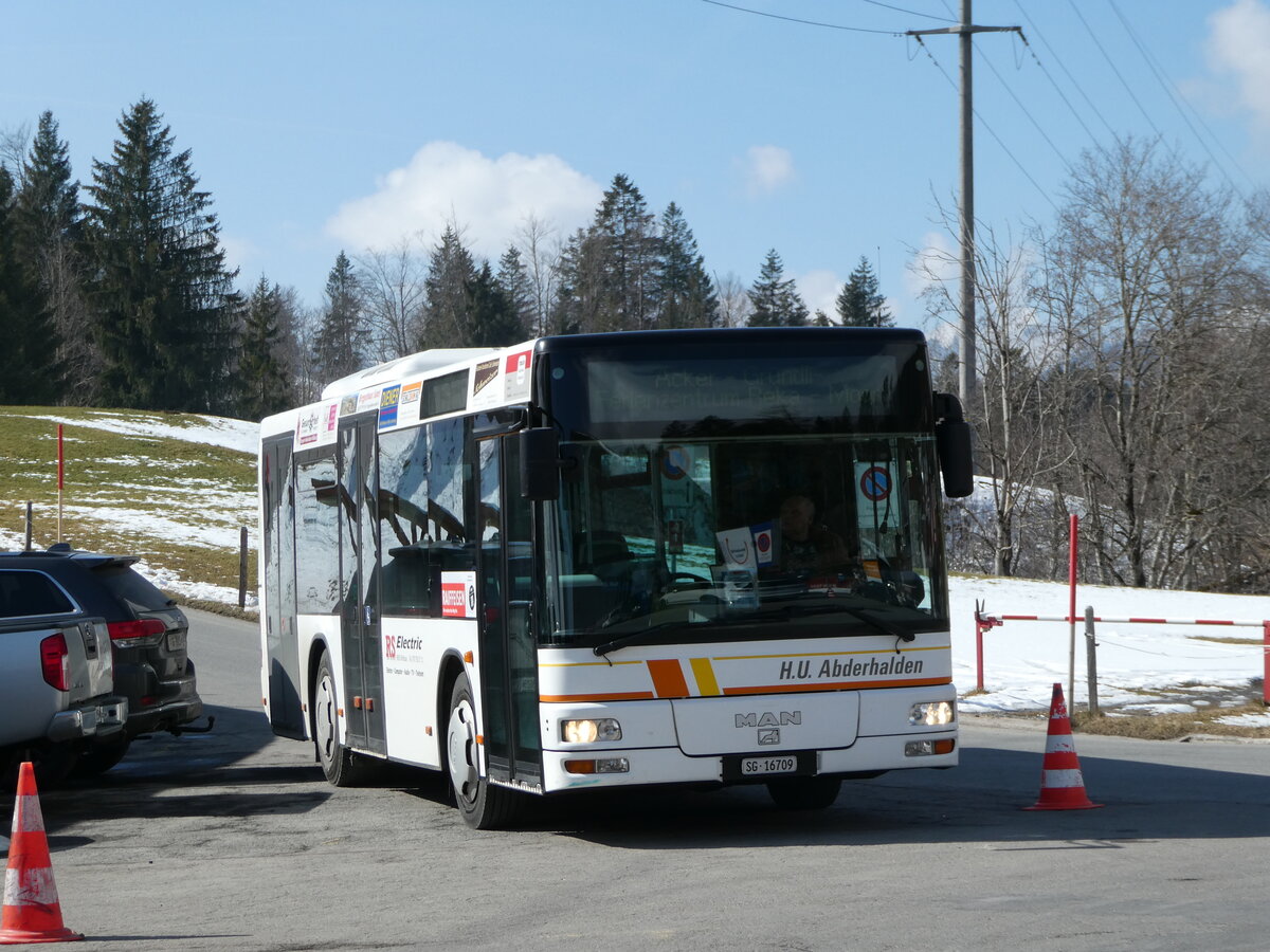 (246'838) - Abderhalden, Wildhaus - SG 16'709/PID 4553 - MAN/G�ppel (ex Deutschland) am 4. M�rz 2023 in Wildhaus, Talstation