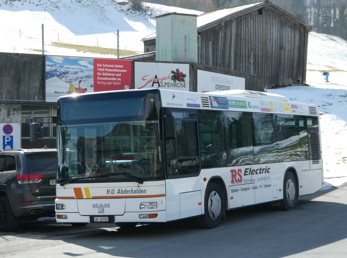 (246'842) - Abderhalden, Wildhaus - SG 16'709/PID 4553 - MAN/G�ppel (ex Deutschland) am 4. M�rz 2023 in Wildhaus, Talstation