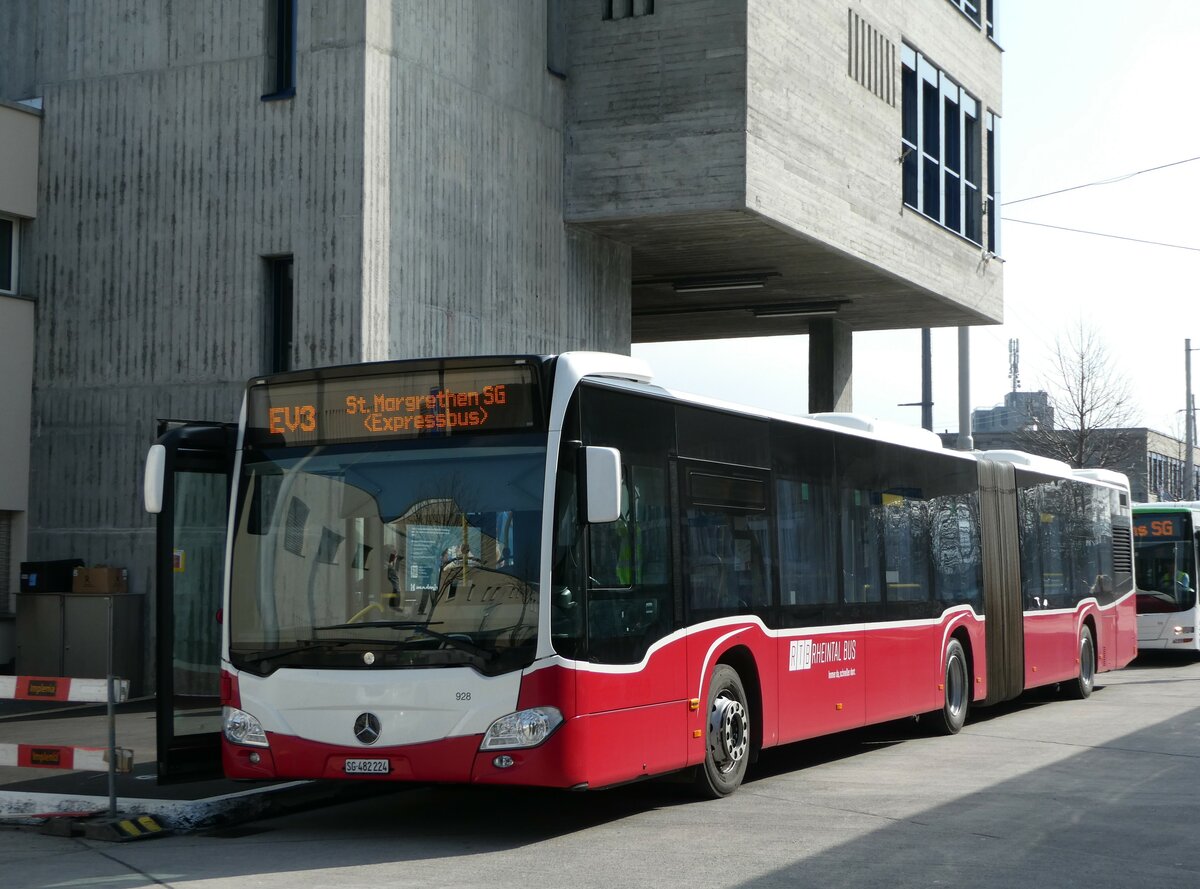 (246'848) - RTB Altst�tten - Nr. 928/SG 482'224 - Mercedes (ex Wiener Linien, A-Wien Nr. 8740) am 4. M�rz 2023 beim Bahnhof Buchs