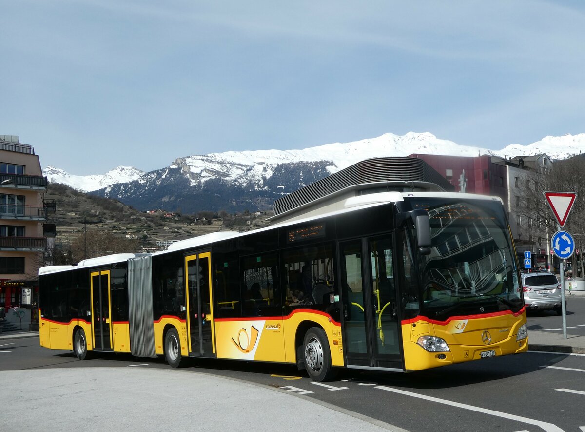 (247'255) - Buchard, Leytron - VS 141'737/PID 11'586 - Mercedes am 16. M�rz 2023 beim Bahnhof Sion