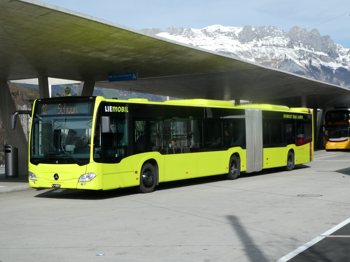 (247'306) - Aus Liechtenstein: BOS PS Anstalt, Vaduz - Nr. 595/FL 40'237 - Mercedes (ex PLA Vaduz Nr. 63/PID 10'593) am 17. M�rz 2023 beim Bahnhof Buchs