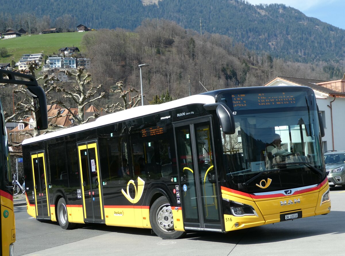 (247'433) - PostAuto Zentralschweiz - Nr. 516/OW 40'016/PID 11'747 - MAN (ex Nr. 16) am 18. M�rz 2023 beim Bahnhof Sarnen