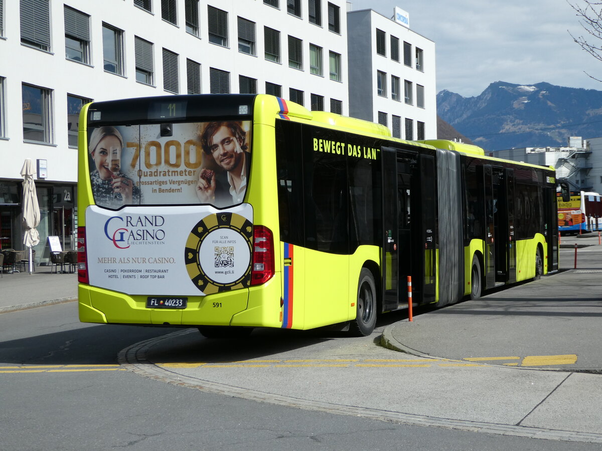 (247'485) - Aus Liechtenstein: BOS PS Anstalt, Vaduz - Nr. 591/FL 40'233 - Mercedes (ex PLA Vaduz Nr. 62/PID 10'405) am 21. M�rz 2023 beim Bahnhof Sargans