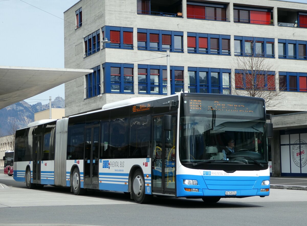 (247'500) - RTB Altst�tten - Nr. 10/SG 348'634 - MAN am 21. M�rz 2023 beim Bahnhof Buchs