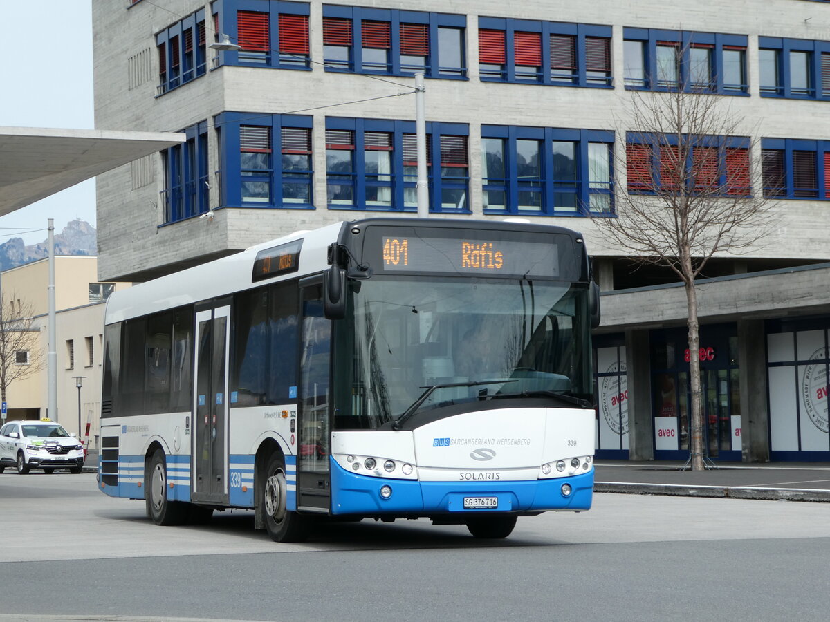 (247'504) - BSW Sargans - Nr. 339/SG 376'716 - Solaris am 21. M�rz 2023 beim Bahnhof Buchs