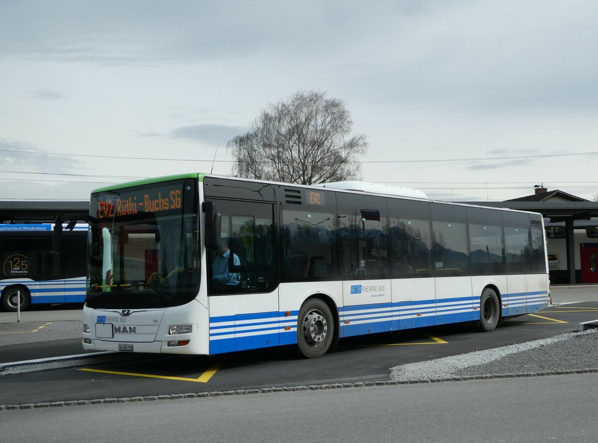 (247'524) - RTB Altst�tten - Nr. 913/SG 482'209 - MAN (ex PostBus/A BD 15'336) am 21. M�rz 2023 beim Bahnhof Altst�tten