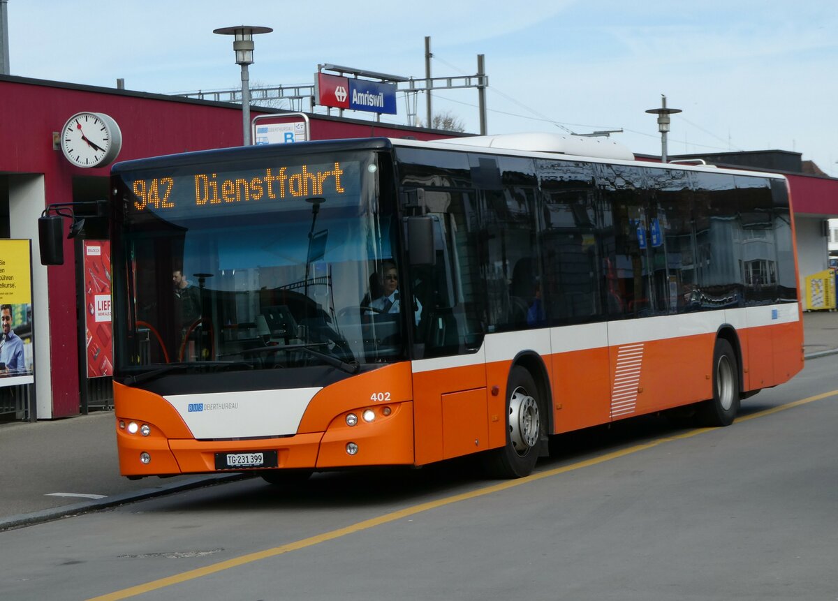 (247'820) - BOTG Amriswil - Nr. 402/TG 231'399 - Neoplan (ex Nr. 6) am 28. M�rz 2023 beim Bahnhof Amriswil
