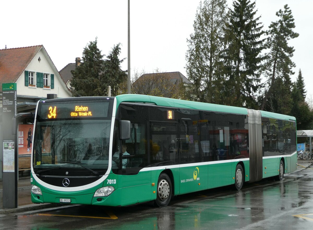 (247'893) - BVB Basel - Nr. 7013/BS 99'313 - Mercedes am 30. M�rz 2023 in Bottmingen, Schloss