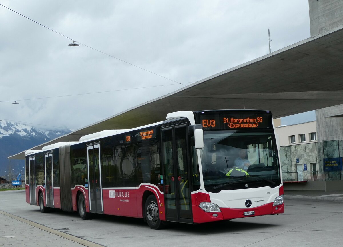 (248'472) - RTB Altst�tten - Nr. 920/SG 482'216 - Mercedes (ex Wiener Linien, A-Wien Nr. 8724) am 13. April 2023 beim Bahnhof Buchs